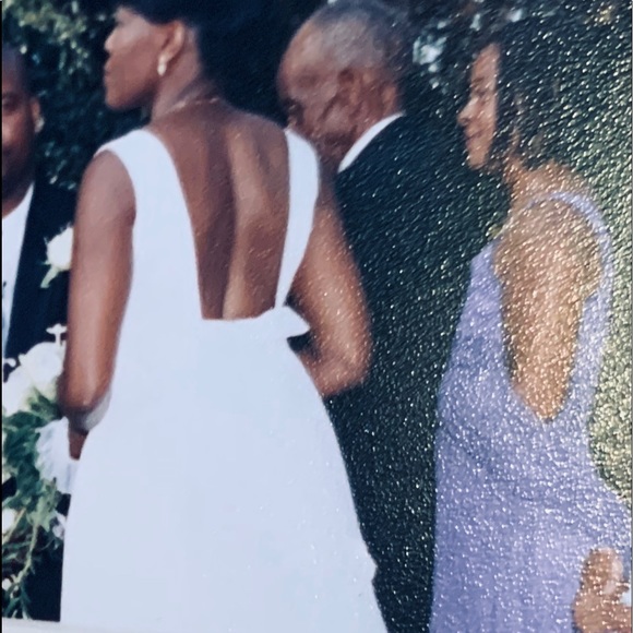 👰🏾♀️Retro•Fabulous•Breakfast @ Tiffany’seque Classic low back wedding dress - Picture 8 of 9